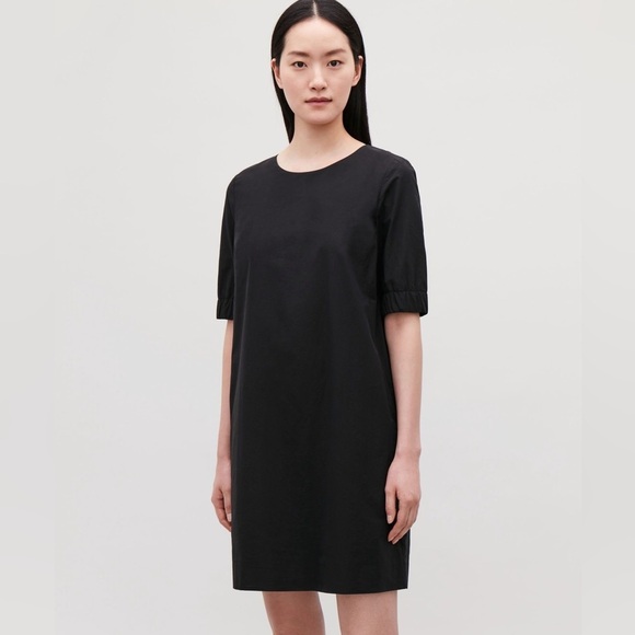 COS Dresses & Skirts - COS shift dress